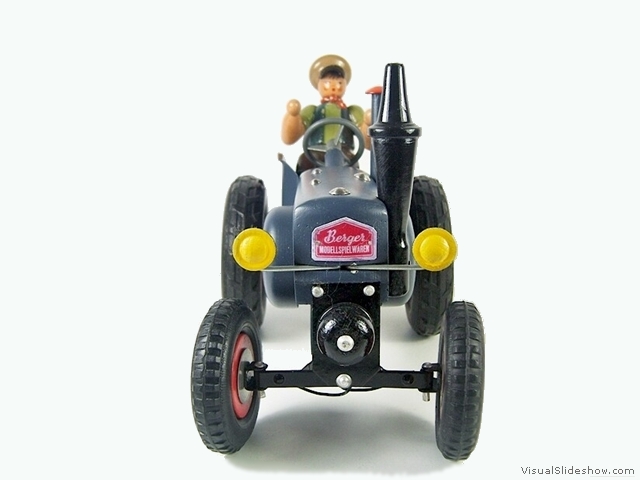 3d Traktor in original Bulldog Farbe so nicht von Berger lackiert