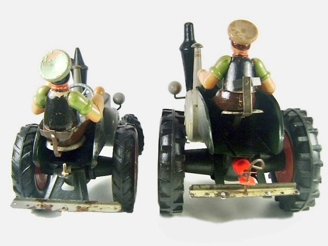 2b  kleiner und grosser Bulldog im Vergleich